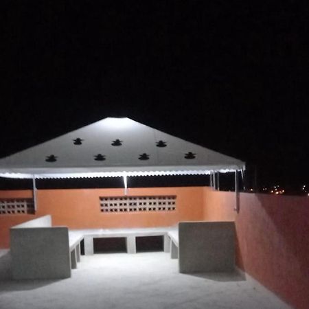 Karaz Homestay Grand Appartement Avec Rooftop Monte Arrouit Kültér fotó