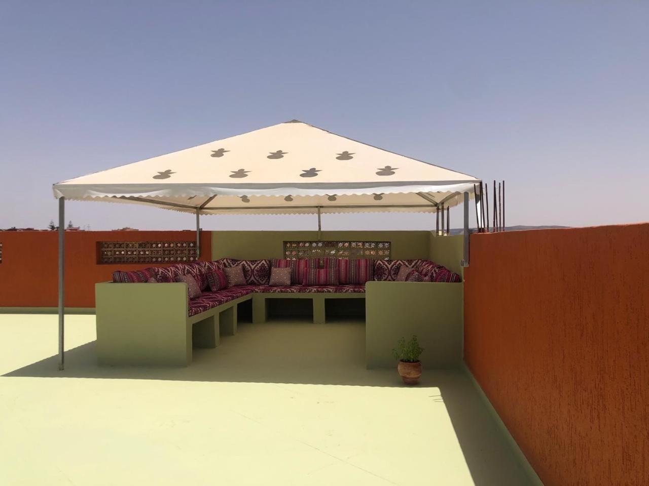 Karaz Homestay Grand Appartement Avec Rooftop Monte Arrouit Kültér fotó